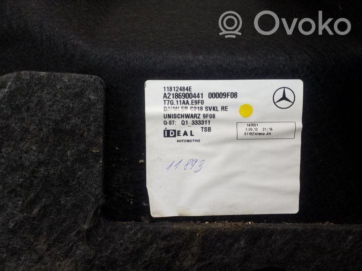 Mercedes-Benz CLS C218 X218 Boczek / Tapicerka / bagażnika A2186900441