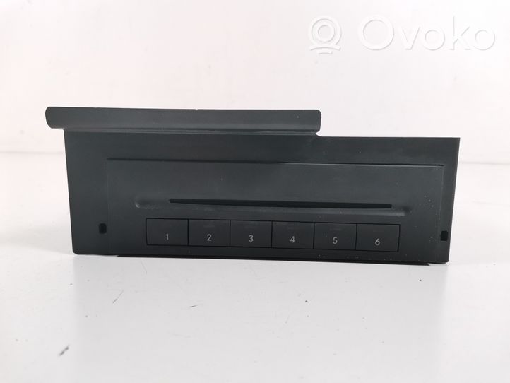 Mercedes-Benz SLK R171 CD/DVD changer A2118706189