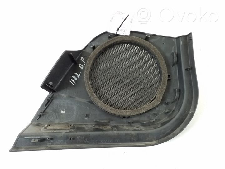 Mercedes-Benz E W211 Altro elemento di rivestimento della portiera anteriore A2117270688