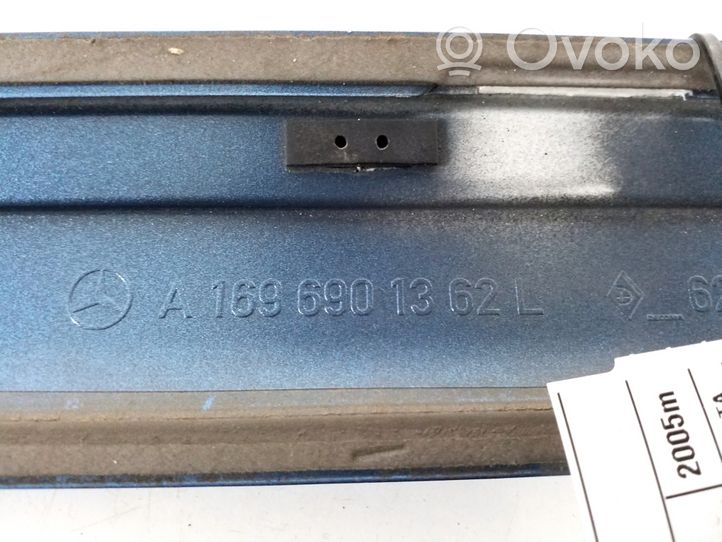 Mercedes-Benz A W169 Takaoven lista (muoto) A1696901362