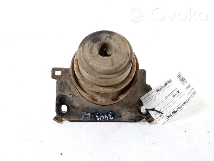 Toyota Land Cruiser (J120) Wspornik / Mocowanie silnika 12361-30050