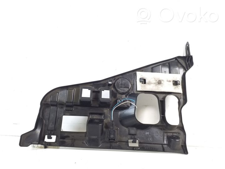 Toyota Prius+ (ZVW40) Kita panelės detalė 55606-47040