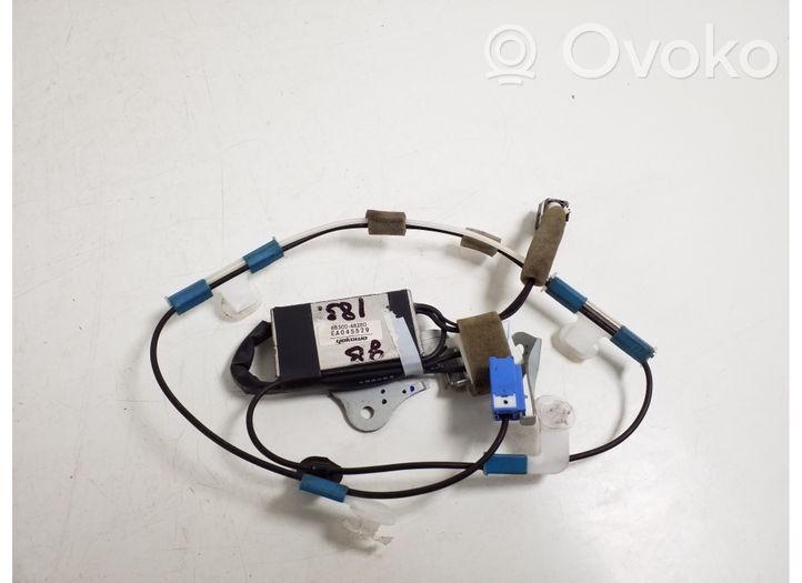 Lexus RX 450H Antena aérea GPS 86300-48280