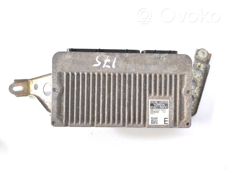 Toyota Yaris Kit centralina motore ECU e serratura 