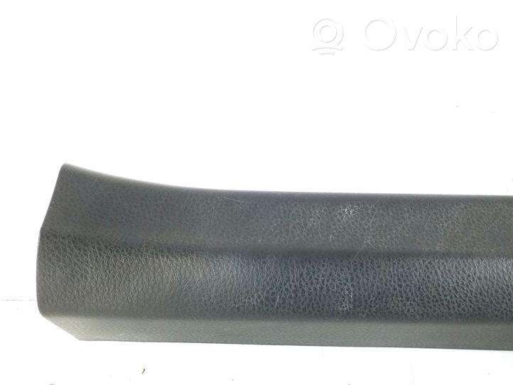 Toyota RAV 4 (XA40) Etuoven kynnyksen suojalista 67913-42110