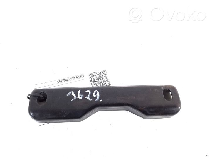 Mercedes-Benz R W251 Staffa di montaggio della batteria A2516160018