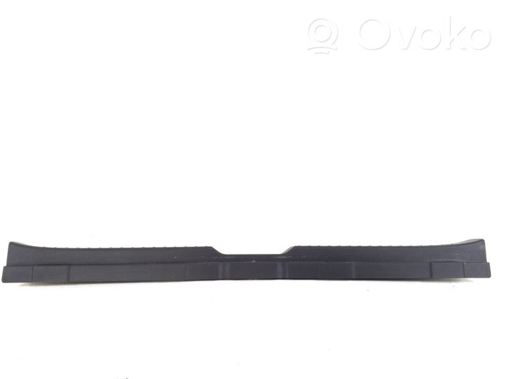 Toyota Corolla Verso AR10 Protection de seuil de coffre 64716-0F010