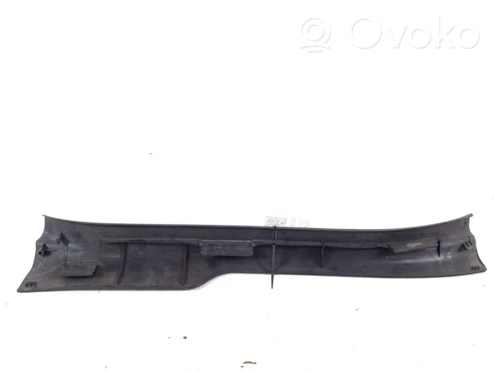 Toyota Corolla Verso E121 Takaoven kynnyksen suojalista 67918-13070