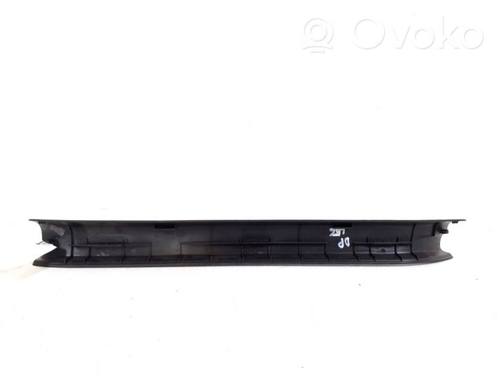 Toyota Corolla Verso AR10 Front sill trim cover 67913-0F010