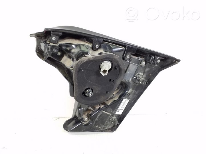 Toyota C-HR Luci posteriori del portellone del bagagliaio 81590-F4010