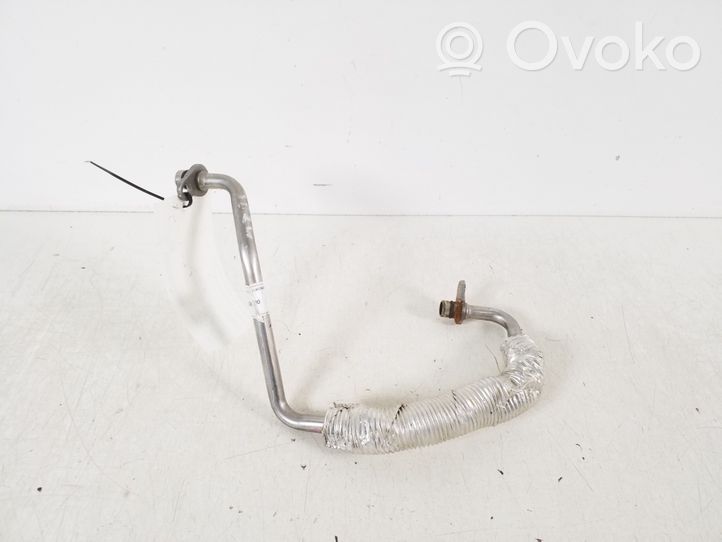 BMW X1 F48 F49 Coolant pipe/hose 7648352