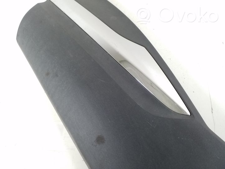 Renault Kadjar Rivestimento portiera posteriore (modanatura) 828777704R