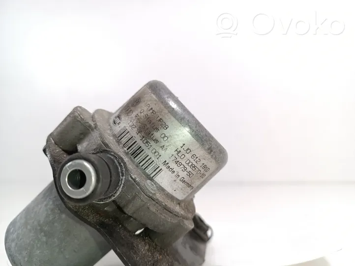 Audi A1 Pompa podciśnienia 1J0612181D