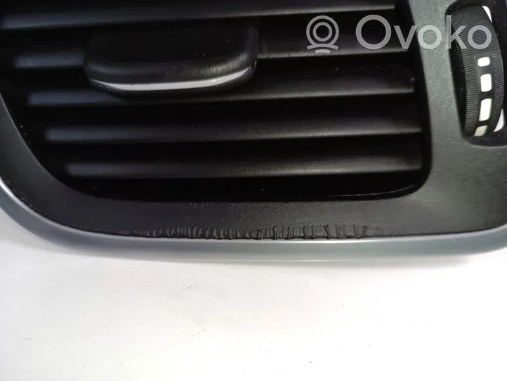 Volvo S60 Dashboard side air vent grill/cover trim 