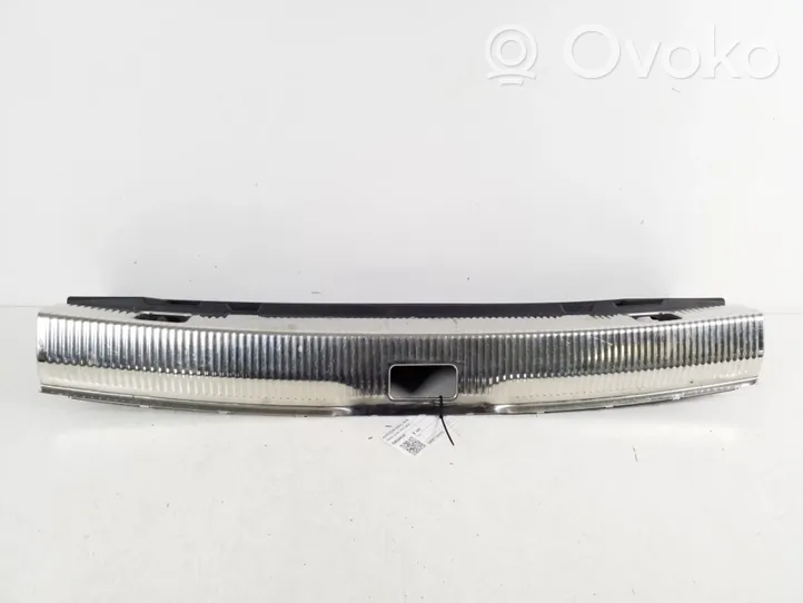 Audi Q3 8U Protector del borde del maletero/compartimento de carga 8U0864483M