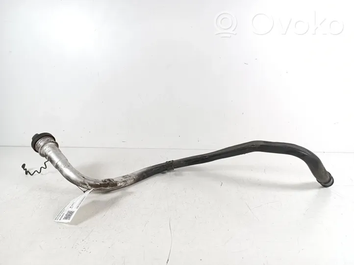 Volvo S60 Tubo e bocchettone per riempimento serbatoio del carburante 30792274