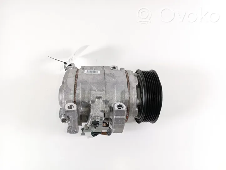 Toyota Land Cruiser (J150) Compressore aria condizionata (A/C) (pompa) 8832060800