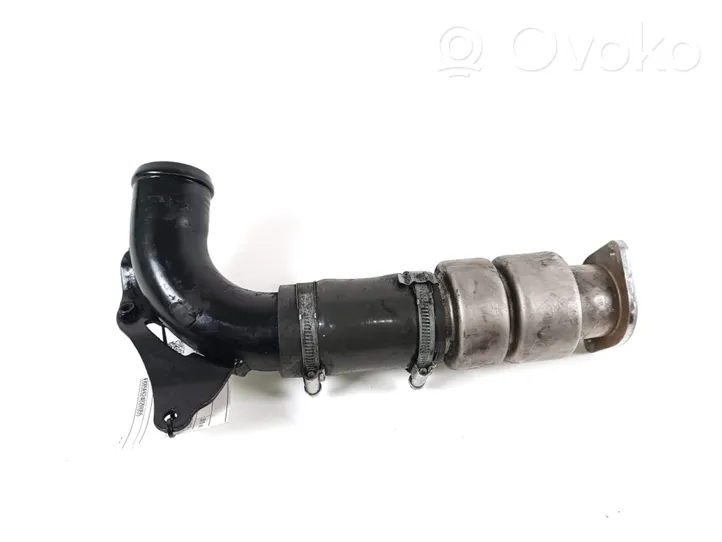 Ford Focus Tube d'admission de tuyau de refroidisseur intermédiaire AV616C750AE