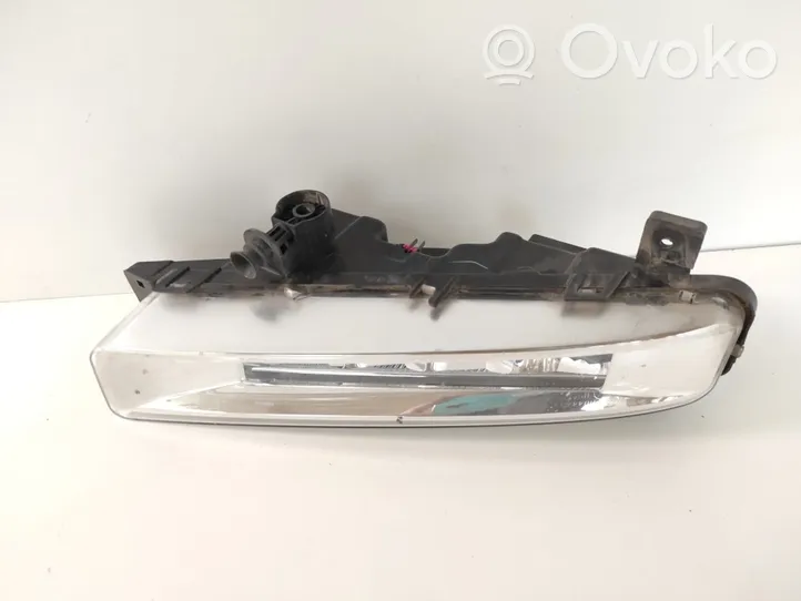 BMW 5 G30 G31 LED-päiväajovalo 89250241