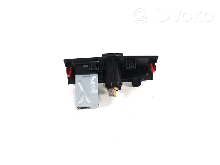 Toyota Corolla E210 E21 Connettore plug in USB 85532-12020