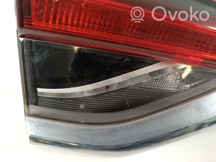 Toyota Corolla E210 E21 Luci posteriori del portellone del bagagliaio 81590-02C21