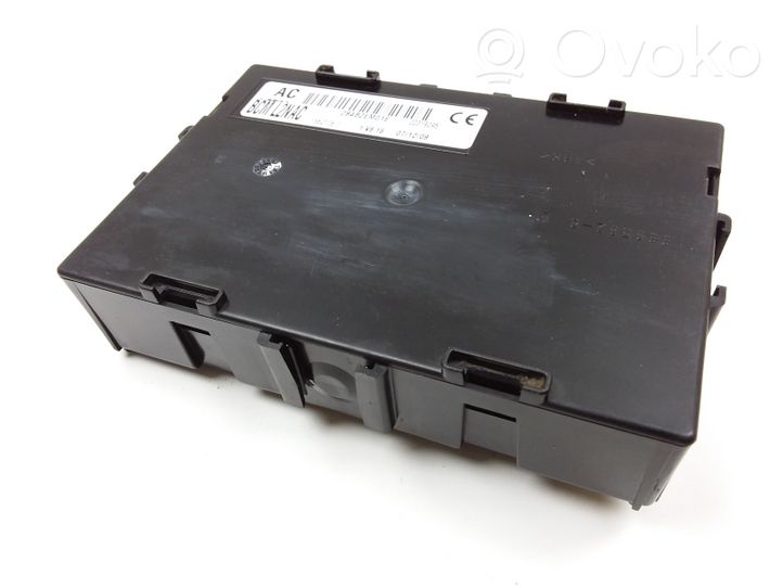 Nissan Note (E11) Module confort 284B2EM01E