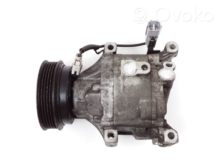 Toyota Corolla Verso E121 Ilmastointilaitteen kompressorin pumppu (A/C) 4472206362