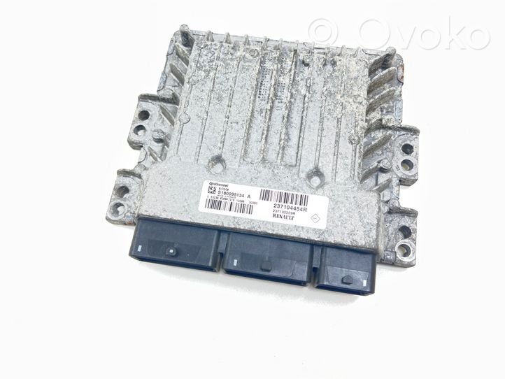 Dacia Duster Engine control unit/module S180095134A