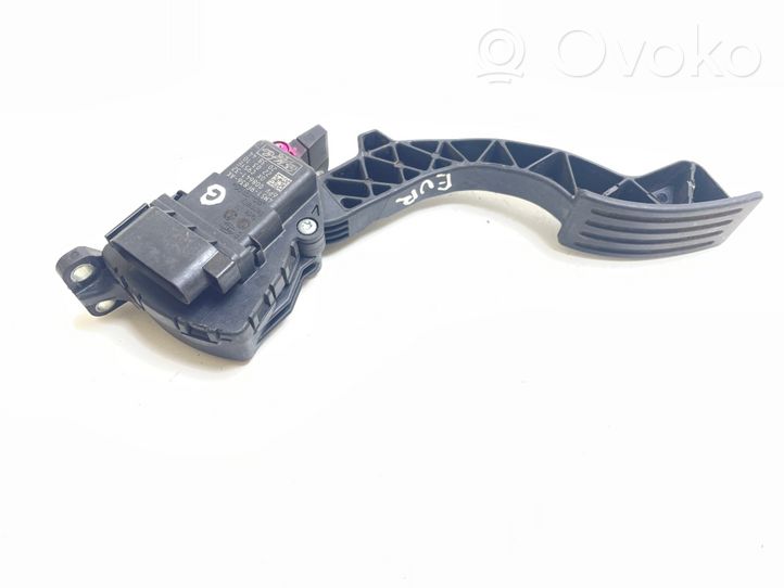 Ford Focus Accelerator throttle pedal 4M519F836AK