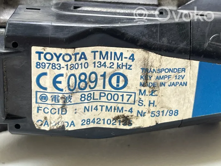 Toyota Corolla Verso E121 Užvedimo spynelė 2842102135