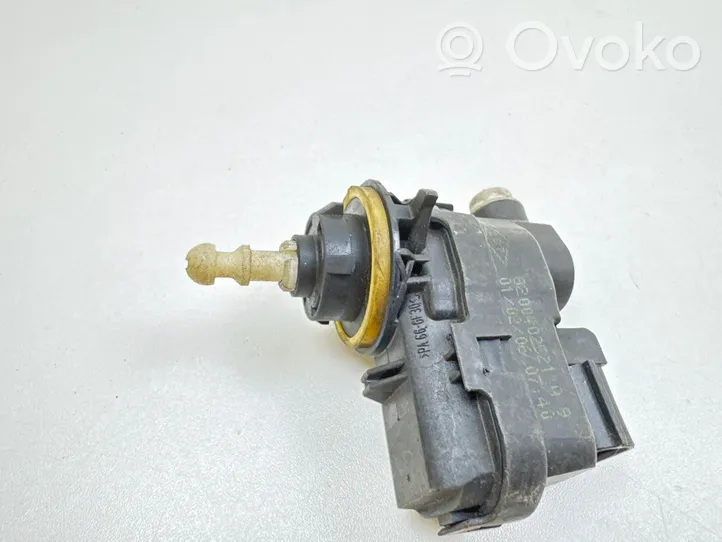 Renault Clio III Moteur de réglage du niveau des phares 8200402521