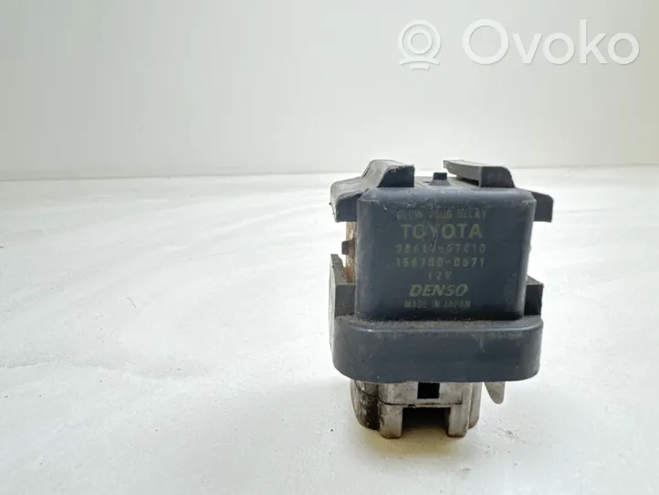 Toyota RAV 4 (XA20) Žvakių pakaitinimo rėlė 2861467010