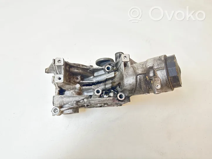 Honda CR-V Oil filter mounting bracket 088048