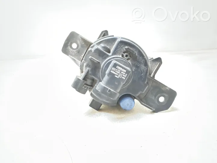 Nissan Qashqai Światło przeciwmgłowe przednie 261508990A