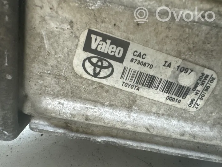 Toyota Avensis T250 Välijäähdyttimen jäähdytin 873067D