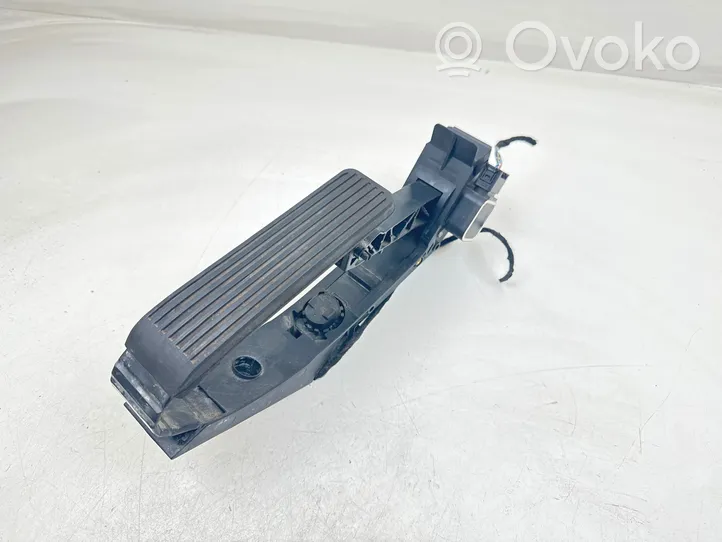 Mercedes-Benz S W220 Accelerator throttle pedal A2203000004