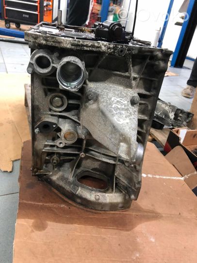 Mercedes-Benz C W203 Engine block 