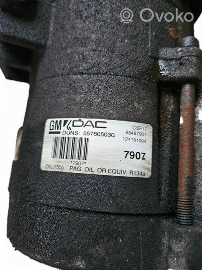 Opel Antara Air conditioning (A/C) compressor (pump) 557805030