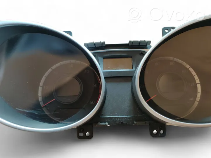Hyundai ix35 Speedometer (instrument cluster) 940092Y680