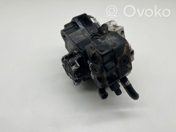 Volvo XC70 Pompe d'injection de carburant à haute pression 8689590