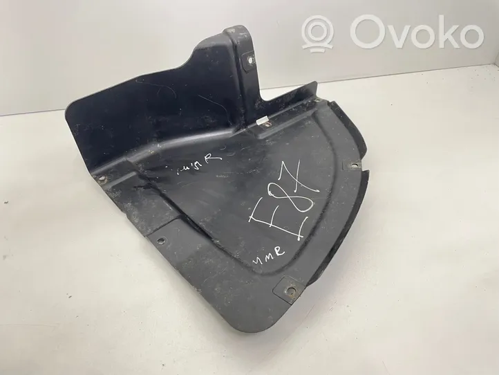 BMW 1 E81 E87 Osłona pod zderzak przedni / Absorber 7079140