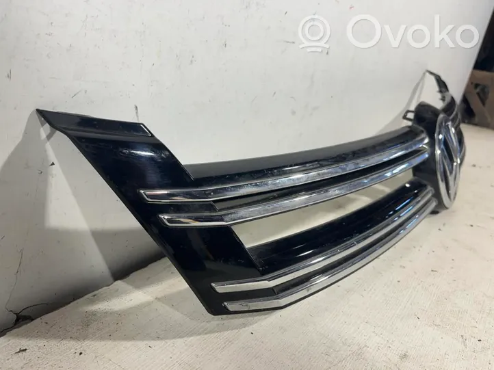 Volkswagen Tiguan Grille calandre supérieure de pare-chocs avant 5N0853655