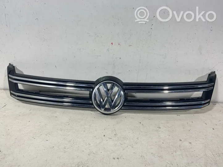 Volkswagen Tiguan Atrapa chłodnicy / Grill 5N0853655