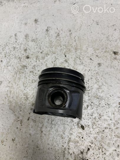 Land Rover Discovery 3 - LR3 Piston 5R8Q
