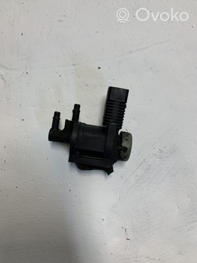 Volkswagen Jetta V Solenoidinis vožtuvas 1J0906283C