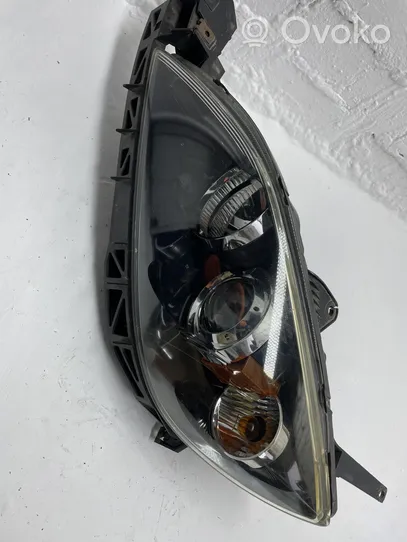 Mazda 3 I Lampa przednia BP4K50161