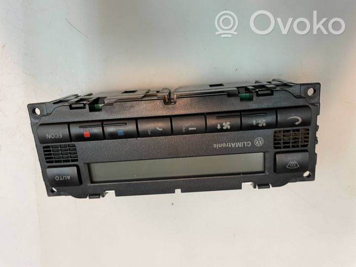 Volkswagen PASSAT Climate control unit 3B1907044K