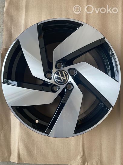 Volkswagen Golf VIII R18 -taottu vanne 8K0431025C