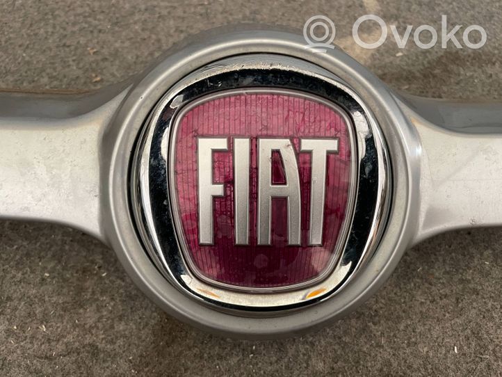 Fiat 500L Grille calandre supérieure de pare-chocs avant 