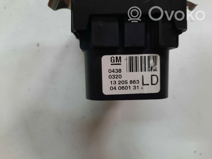 Opel Zafira B Light switch 132005863